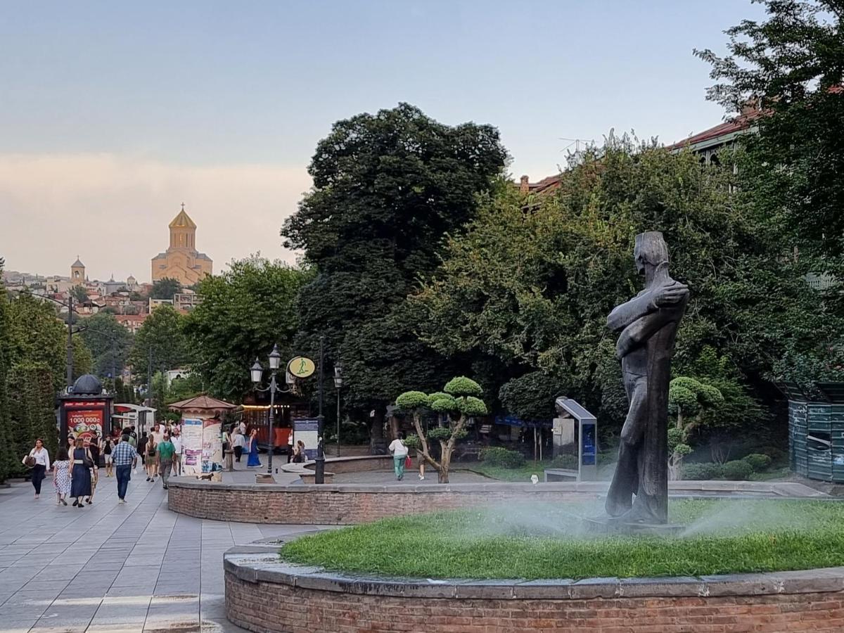 Old Tbilisi Freedom Square, Tbilisi Площадь Свободы Vila Exterior foto